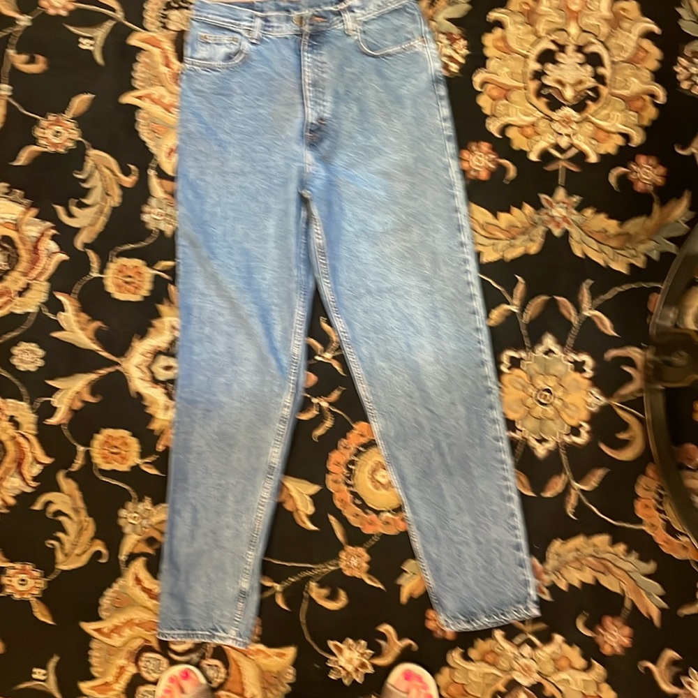 Vintage mom high waisted jeans. Eddie Bauer size 14 inseam 33.  Like size 10 now